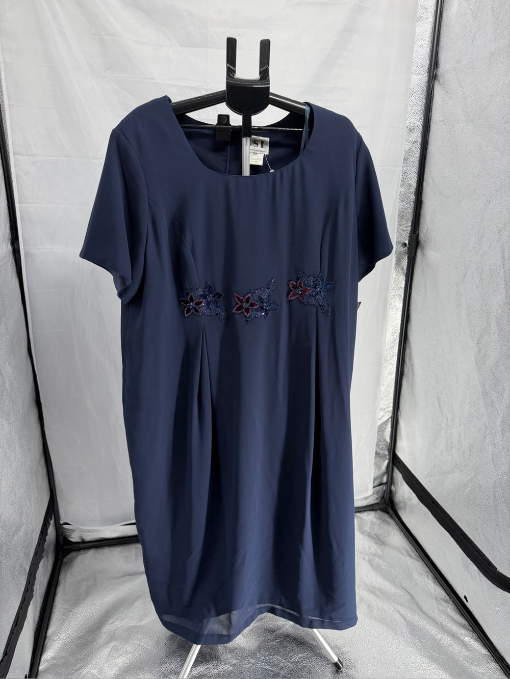 Karin Stevens Black Crepe Lined Beaded Long Short Sleeve Dress Church 22W NWT
